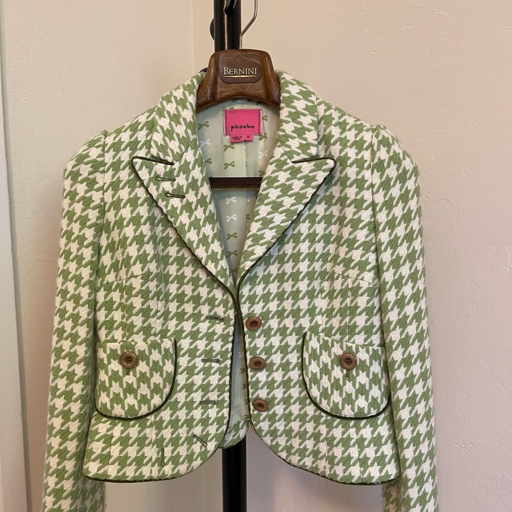 Beautiful top suit ,
